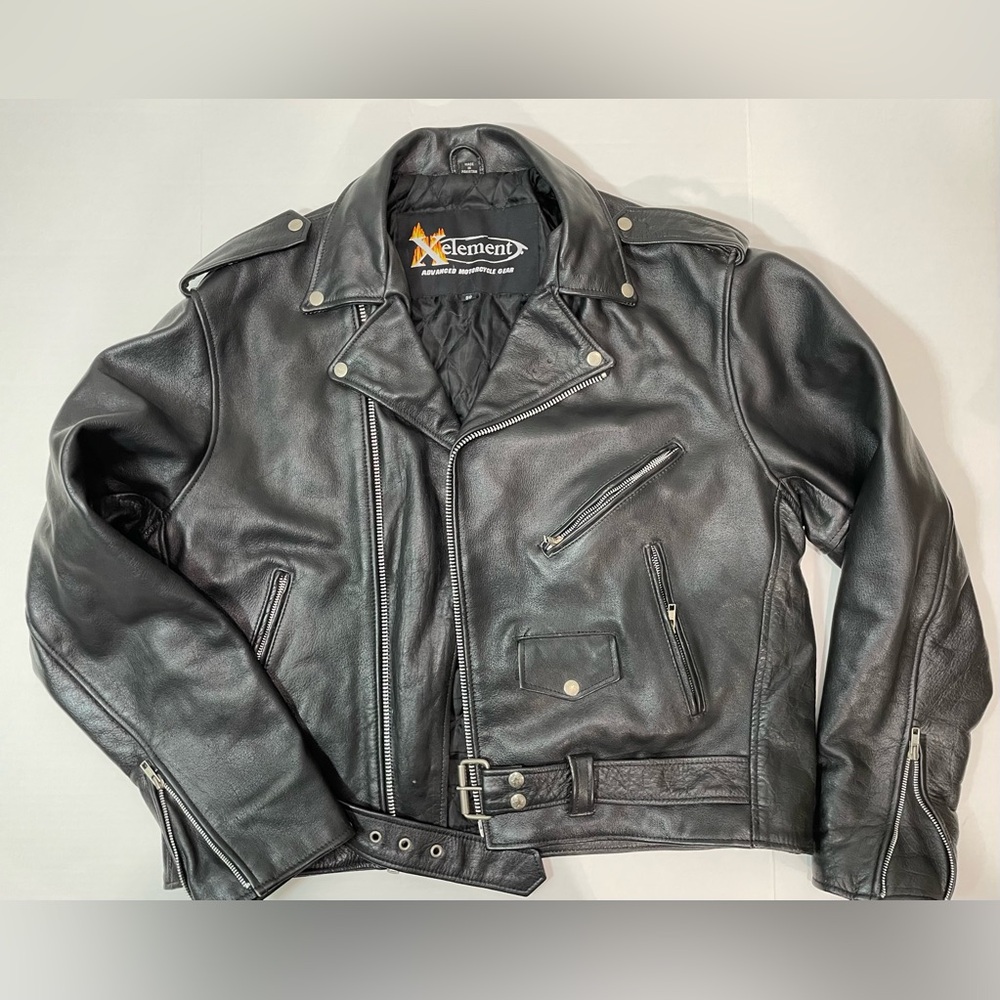 Classic Black Leather motorcycle jacket ‎ Size 50
